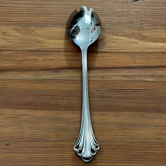 Towle Colonial Plume Stainless Serving Spoon Tablespoon 8 5/8" Discontinued - Picture 5 of 7